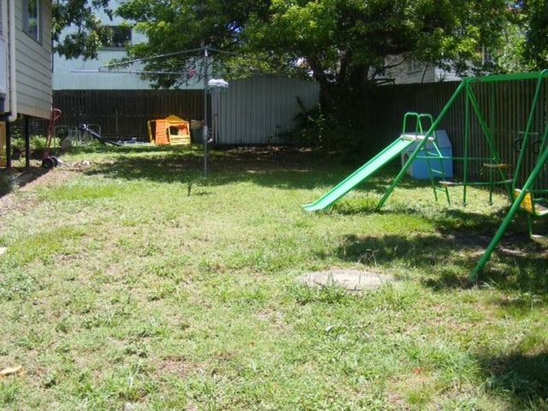 6 Roseberry Street, Barney Point QLD 4680