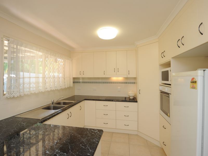 51 Aramac Drive, Clinton QLD 4680