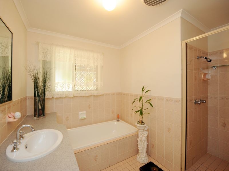 51 Aramac Drive, Clinton QLD 4680