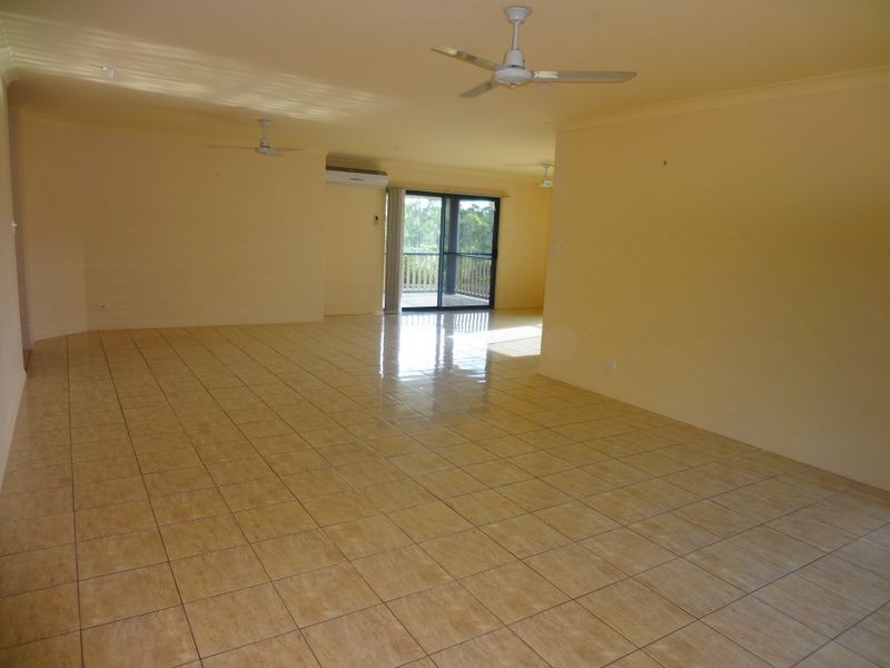 8 Stitt Close, Glen Eden QLD 4680