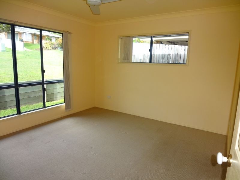 8 Stitt Close, Glen Eden QLD 4680