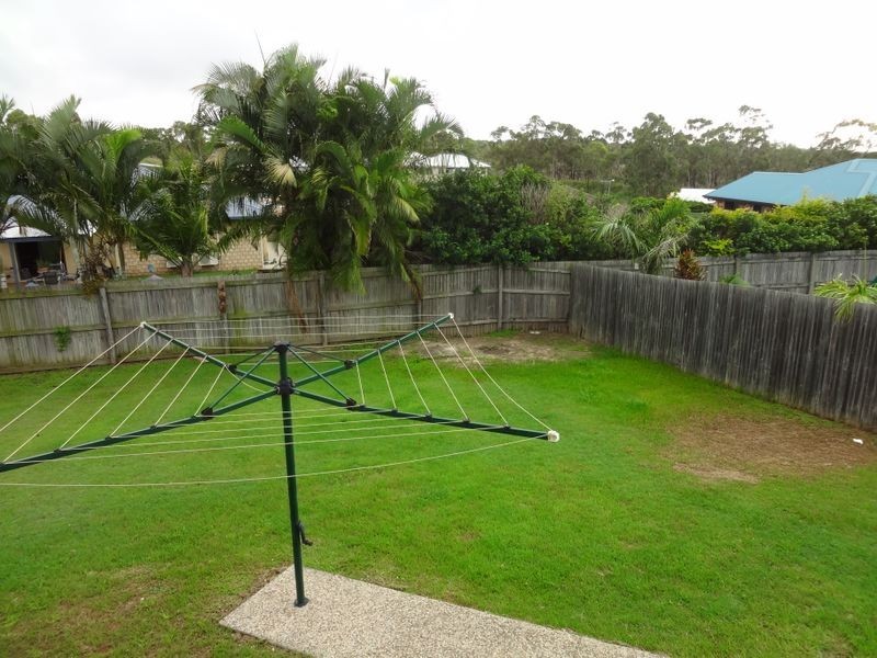 8 Stitt Close, Glen Eden QLD 4680