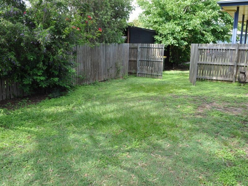 100 Barney Street, Barney Point QLD 4680