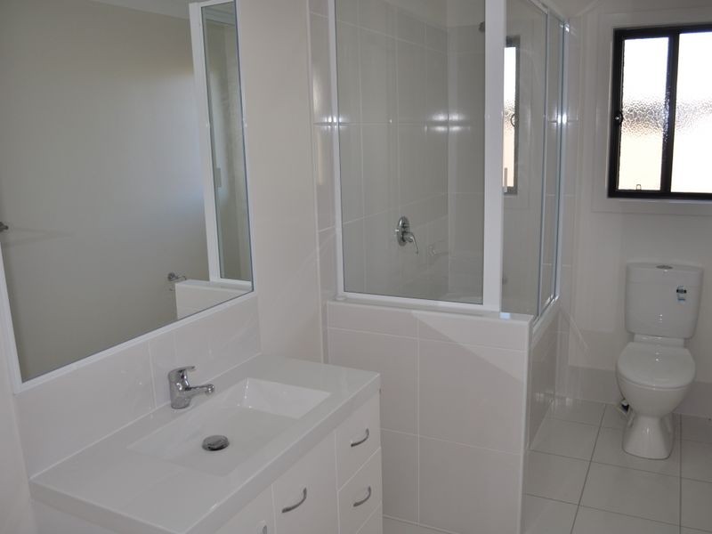 12 Giles Street, Glen Eden QLD 4680