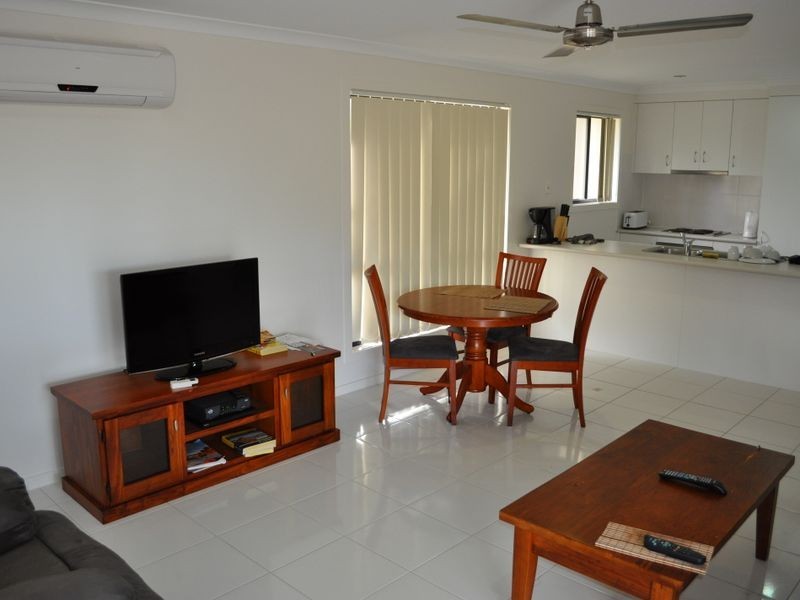12 Giles Street, Glen Eden QLD 4680