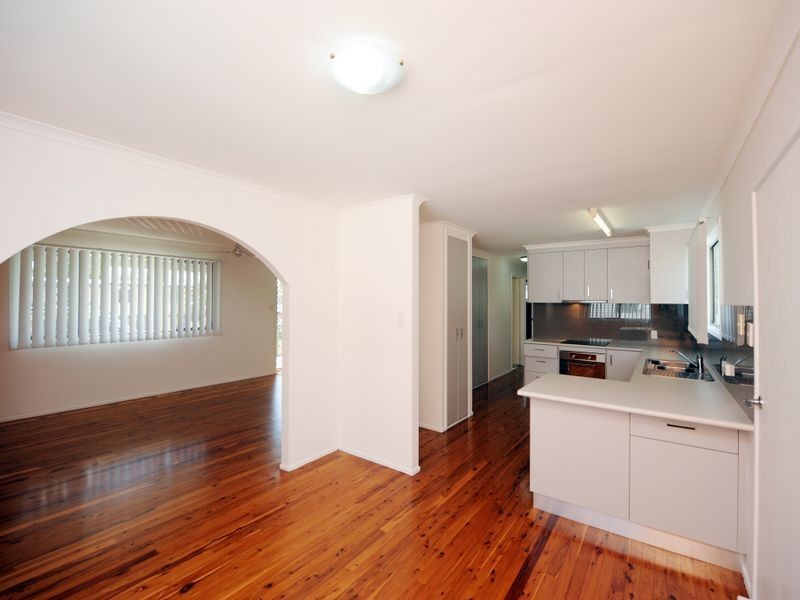 37 Pashley Street, Clinton QLD 4680