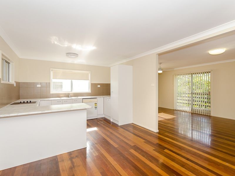 21 Penda Avenue, New Auckland QLD 4680