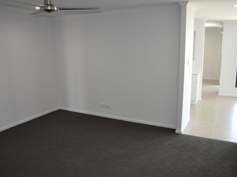 9 Windjana Court, New Auckland QLD 4680