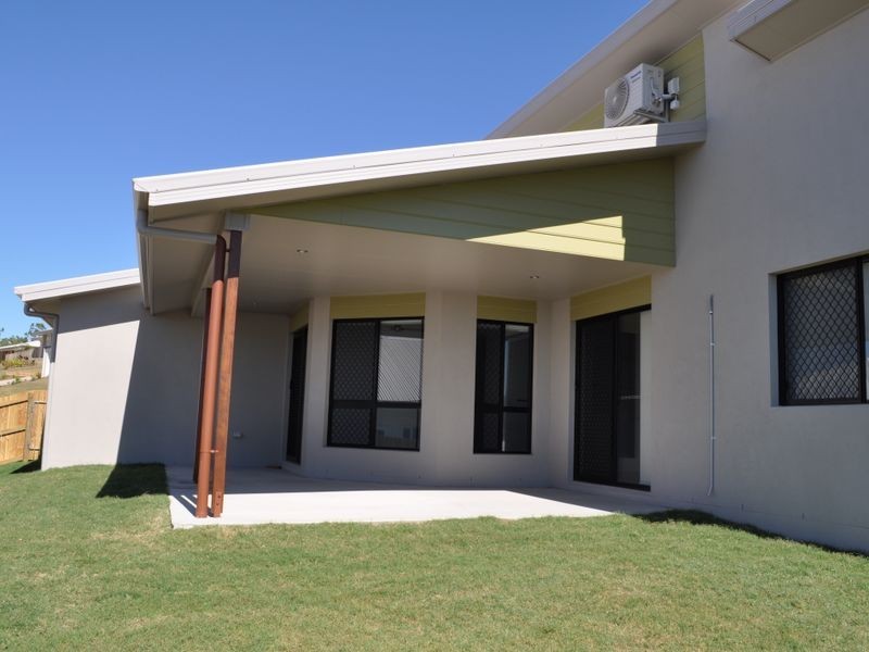 9 Windjana Court, New Auckland QLD 4680