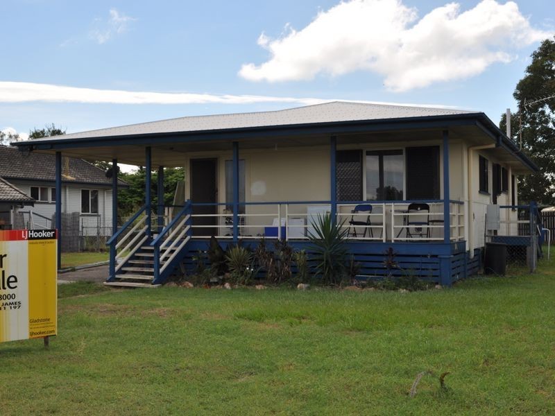 15 Moura Crescent, Barney Point QLD 4680