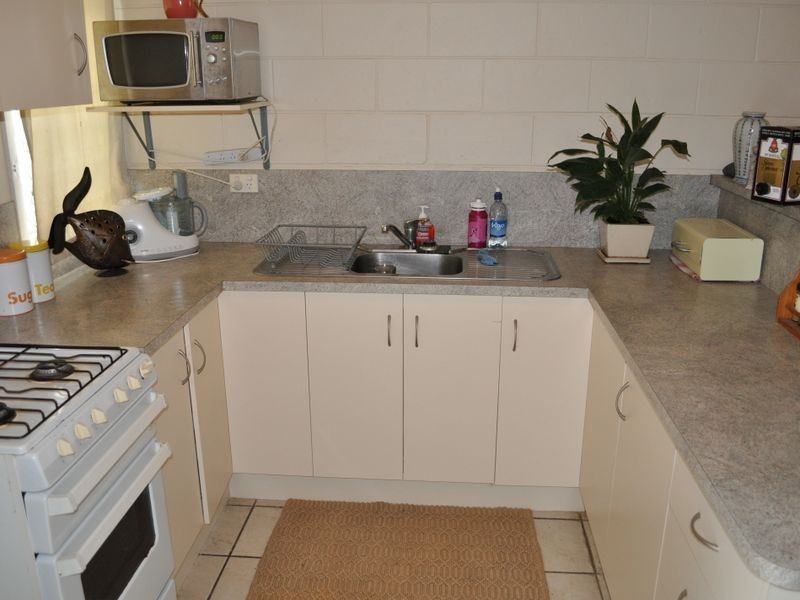 10/21 Charles Street, West Gladstone QLD 4680