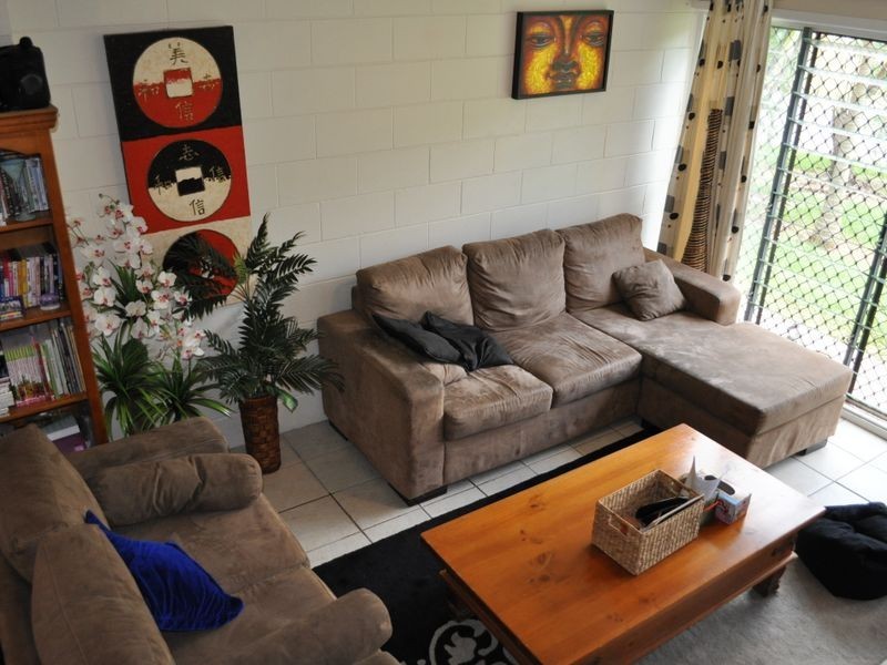10/21 Charles Street, West Gladstone QLD 4680
