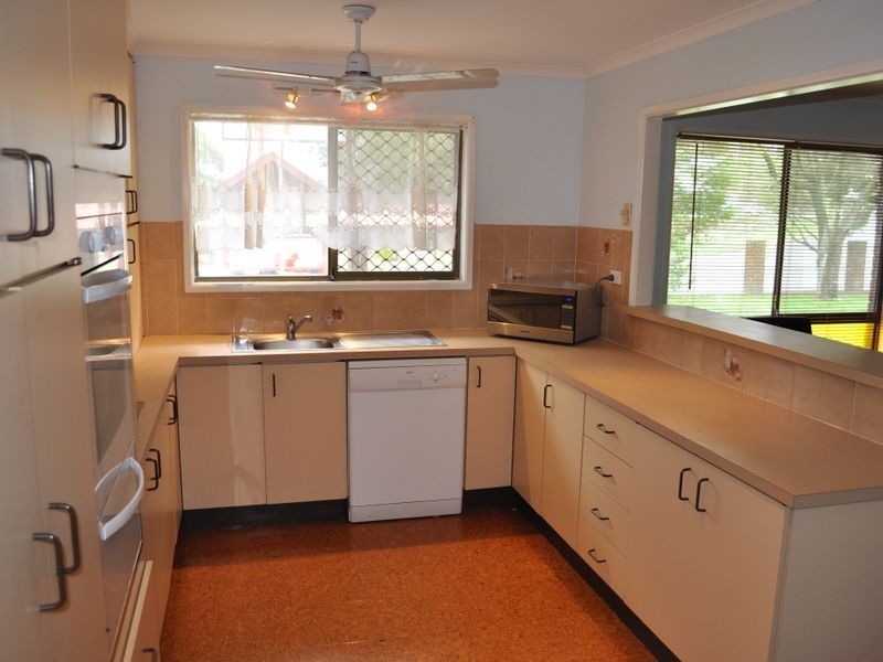 48 Gretel Drive, Clinton QLD 4680