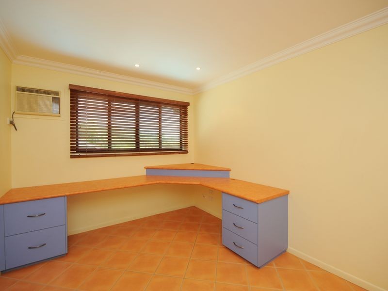 12 Solonika Court, South Gladstone QLD 4680