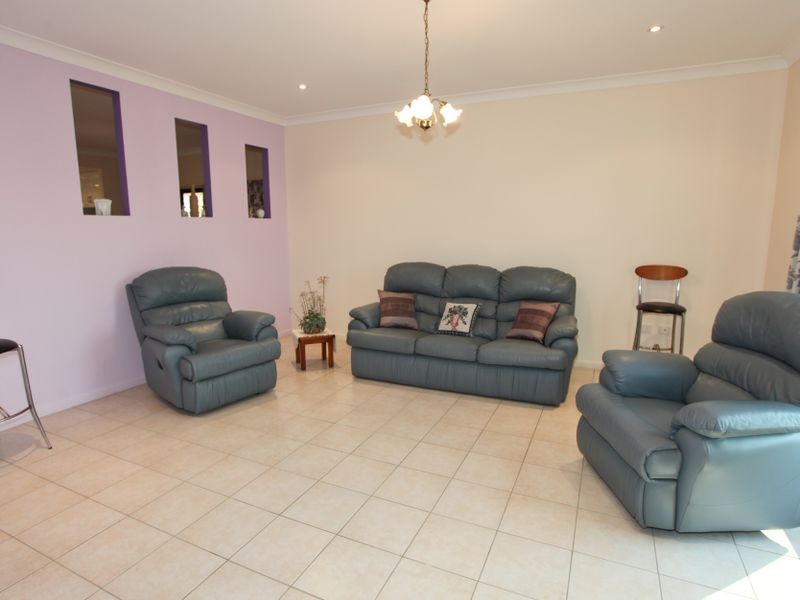 27 Whitbread Road, Clinton QLD 4680