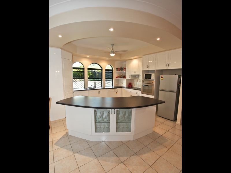 27 Whitbread Road, Clinton QLD 4680