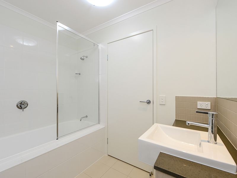 ‘Glen Eden Mews’/1 Ringuet Close, Glen Eden QLD 4680