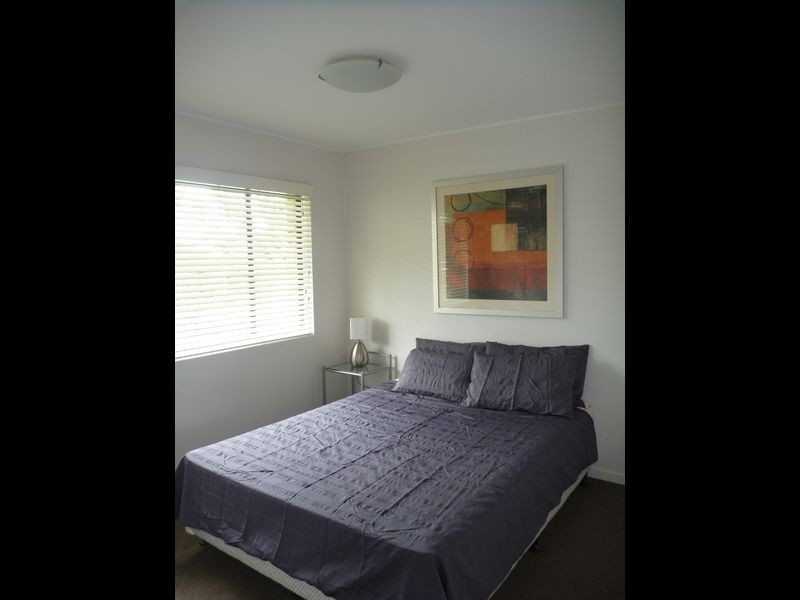 9/208-212 Oaka Street, West Gladstone QLD 4680