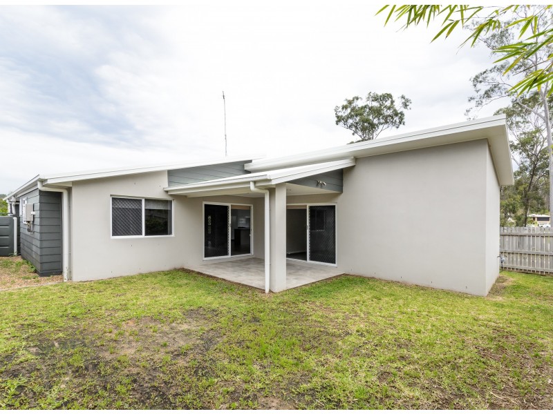 9 Dean Street, Glen Eden QLD 4680