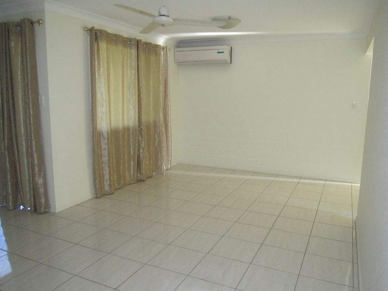 9 Dean Street, Glen Eden QLD 4680