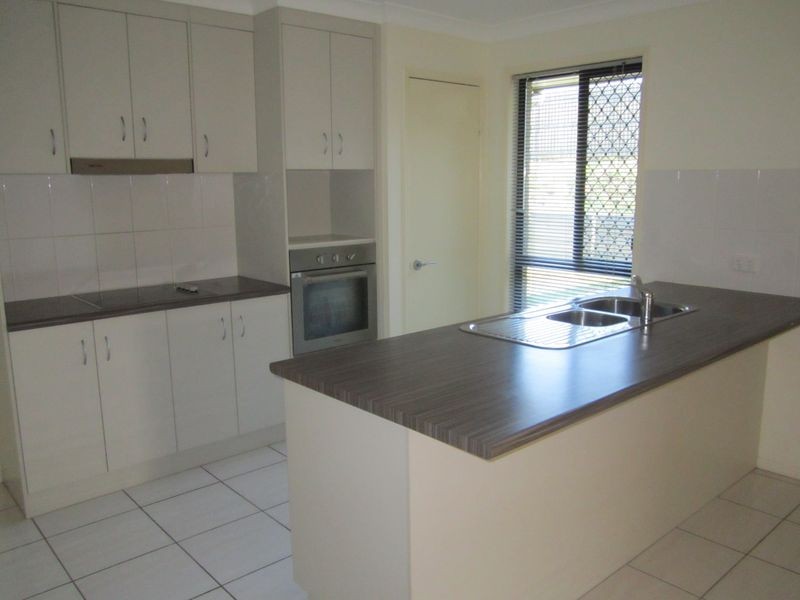 9 Dean Street, Glen Eden QLD 4680