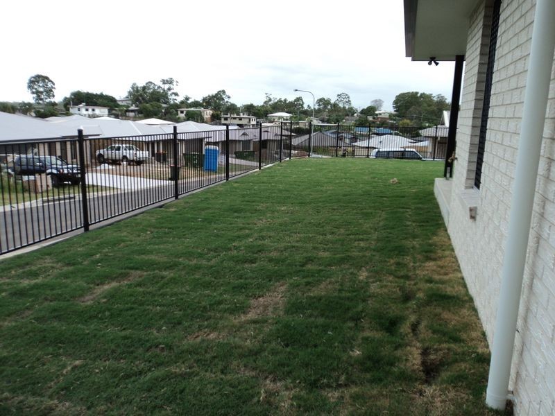 21 Valley Way, Boyne Island QLD 4680