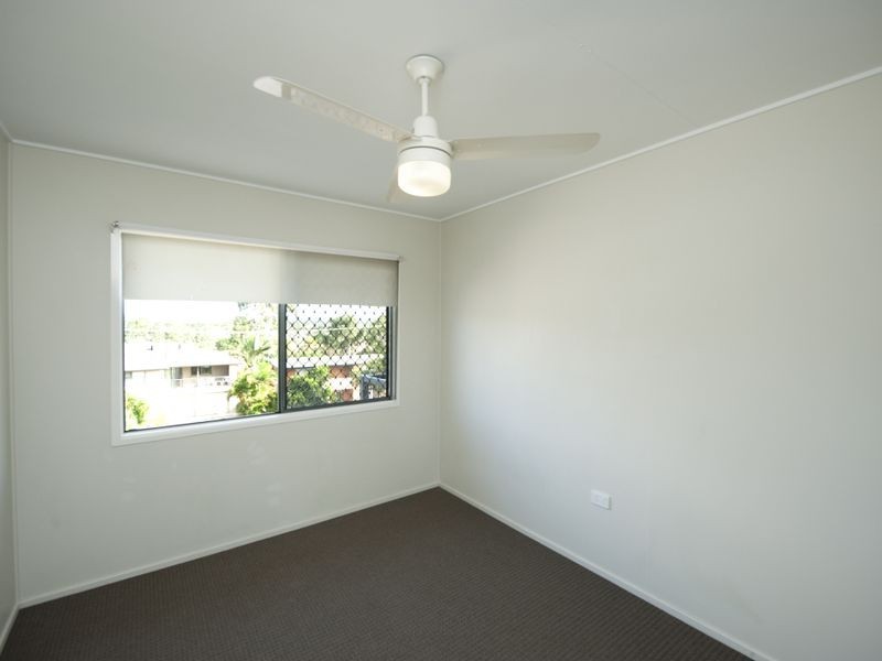 4 Ferguson Crescent, West Gladstone QLD 4680