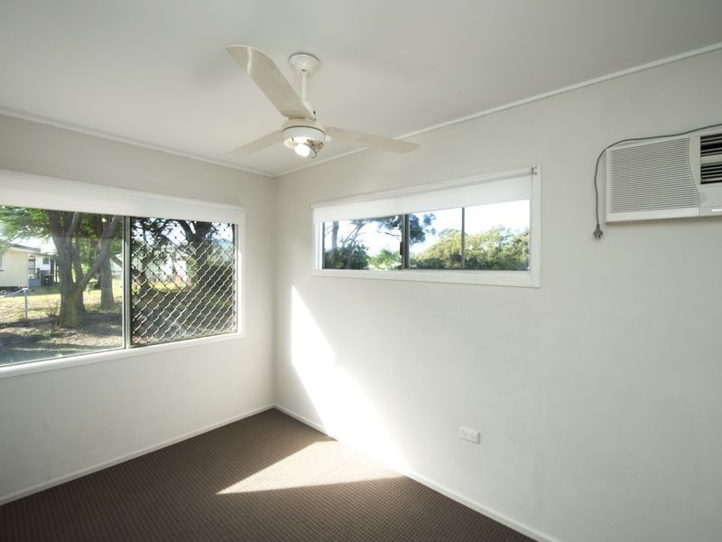 4 Ferguson Crescent, West Gladstone QLD 4680