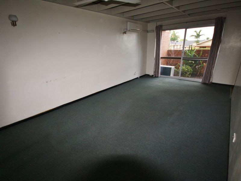 Unit 2/61 Auckland Street, Gladstone QLD 4680