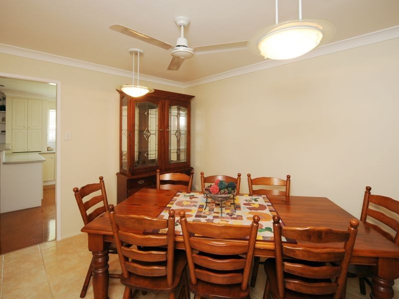 25 Aramac Drive, Clinton QLD 4680