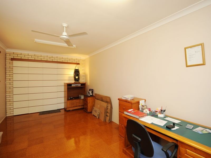 25 Aramac Drive, Clinton QLD 4680