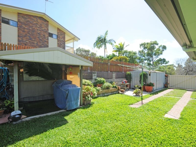 25 Aramac Drive, Clinton QLD 4680
