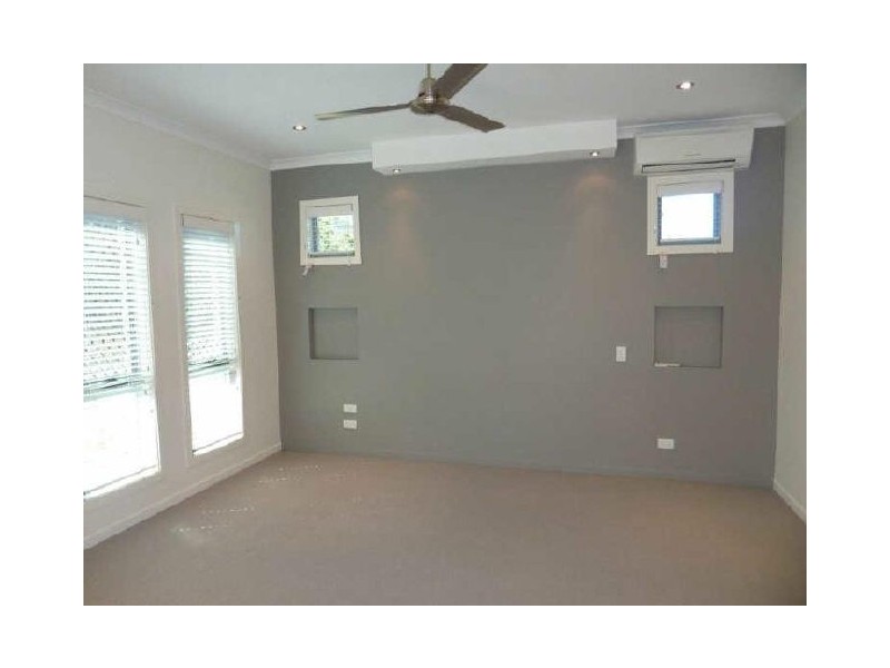 14 JOHNSON STREET, Gladstone QLD 4680