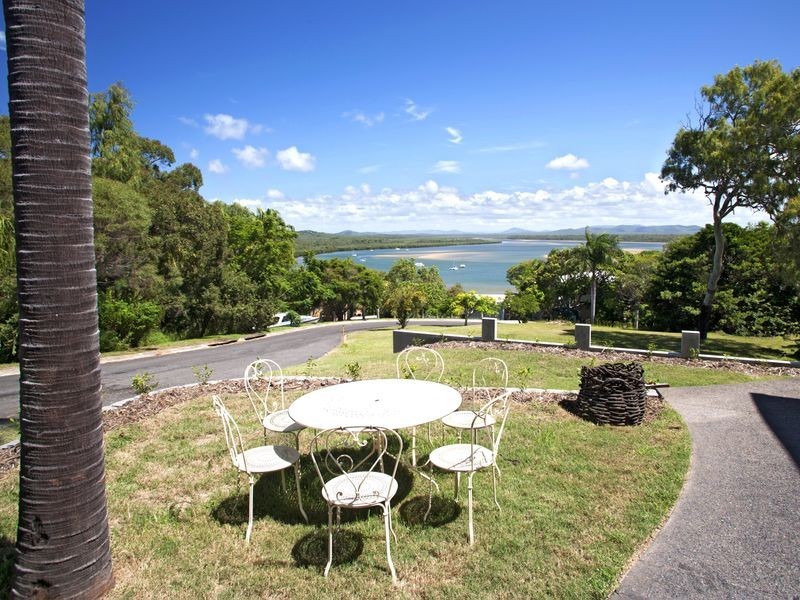 9 Barton Street, Seventeen Seventy QLD 4677
