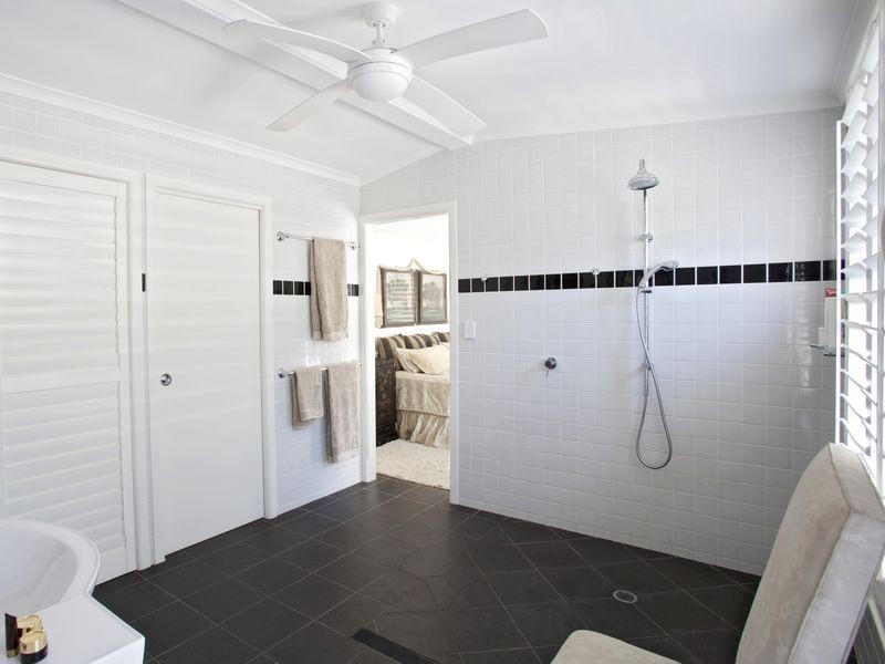 9 Barton Street, Seventeen Seventy QLD 4677