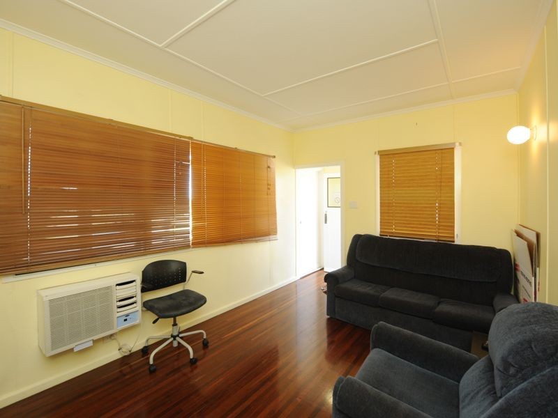 39 Ann Street, South Gladstone QLD 4680