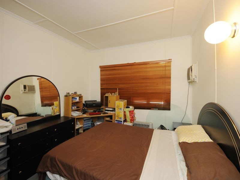39 Ann Street, South Gladstone QLD 4680