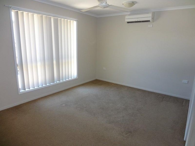 1/19 Wicks Street, New Auckland QLD 4680