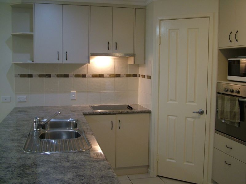 96 Dixon Drive, Telina QLD 4680