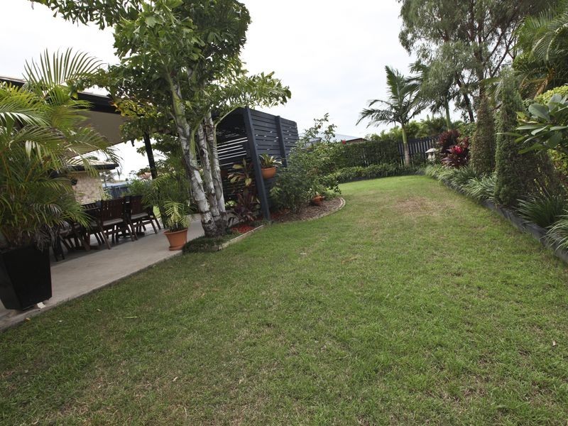 19 Huntington Court, New Auckland QLD 4680
