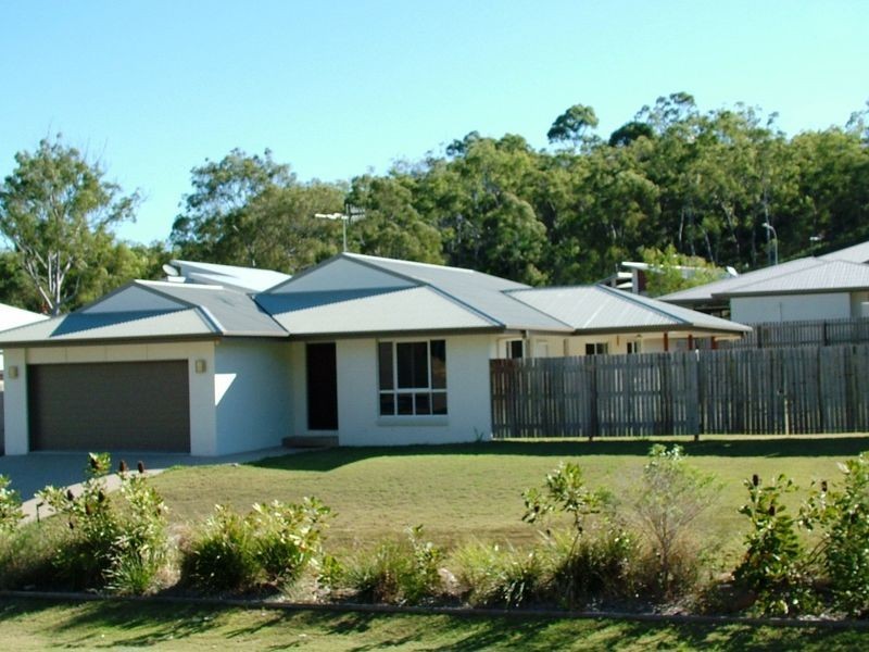 12 Oasis Court, South Gladstone QLD 4680