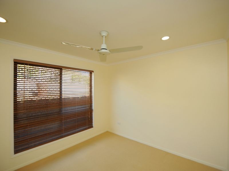 19 Sandringham Close, Telina QLD 4680