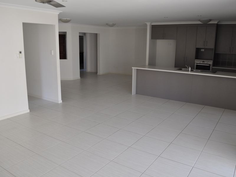 6 Oasis Court, South Gladstone QLD 4680