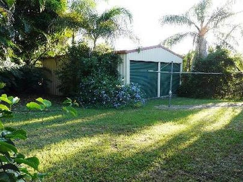 8 Maple Avenue, Sun Valley QLD 4680