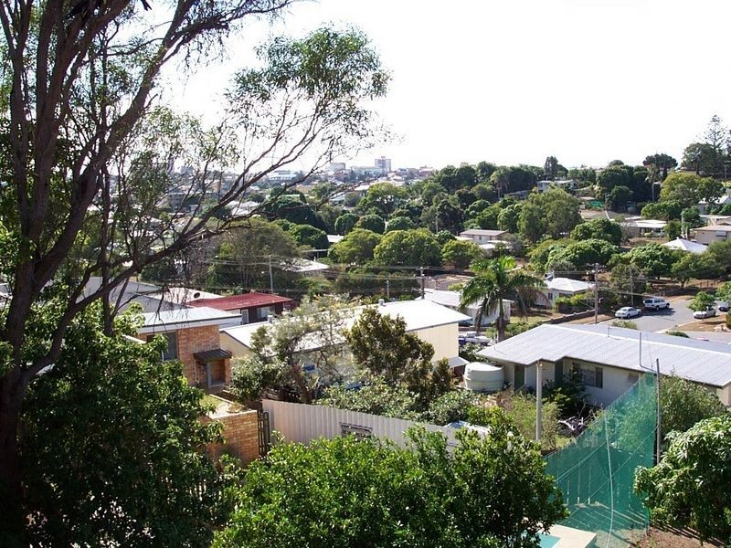 6 Watt Street, West Gladstone QLD 4680