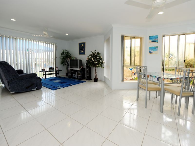 67 Sharyn Drive, New Auckland QLD 4680