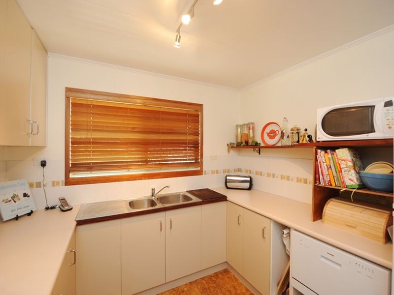 19 Dalton Street, Clinton QLD 4680