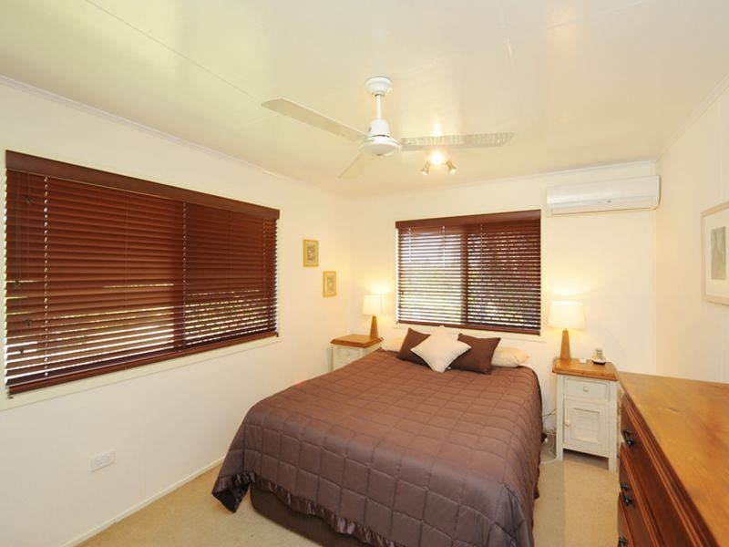 19 Dalton Street, Clinton QLD 4680