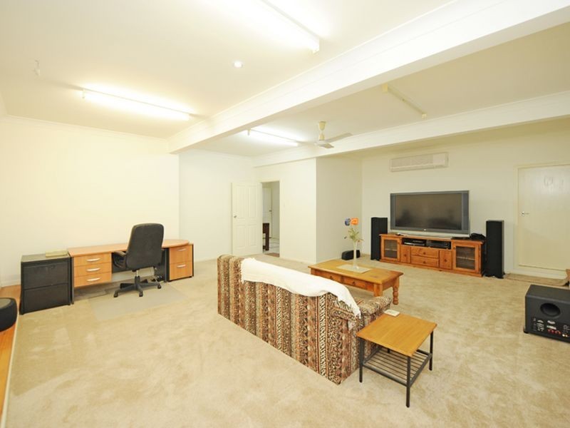 161 Oaka Lane, South Gladstone QLD 4680