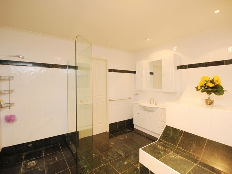 161 Oaka Lane, South Gladstone QLD 4680